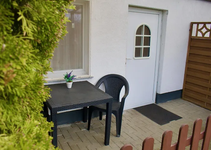 Apartament Schoener Gartenbungalow *